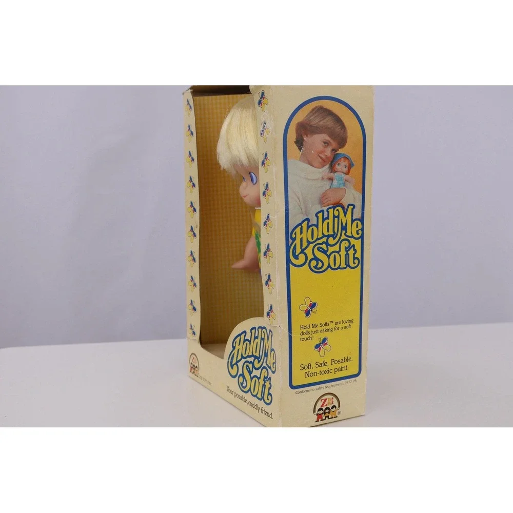 Vintage 1982 Zee Toys Hold Me Soft Doll Blonde Girl NRFB New In Box Taiwan